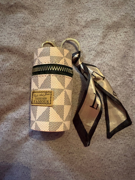 Mini Vintage Coin Purse – Classic & Multifunctional - Pink